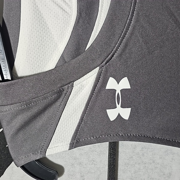 Under Armour‎ Reversible Tank Top Size Small NWOT - Picture 8 of 9